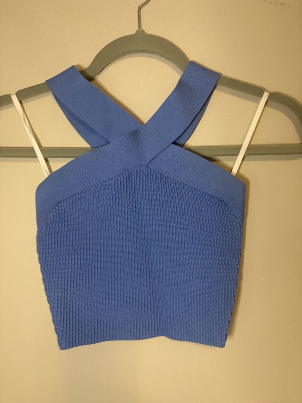 Aritzia Sculpt Knit Criss Cross Cropped Tank - Picture 2 of 7